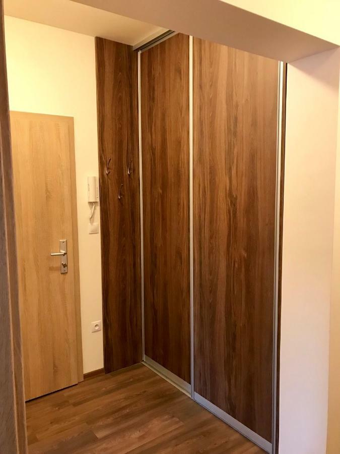 Apartman Lucky-Rea 迪马诺卡多林纳 外观 照片