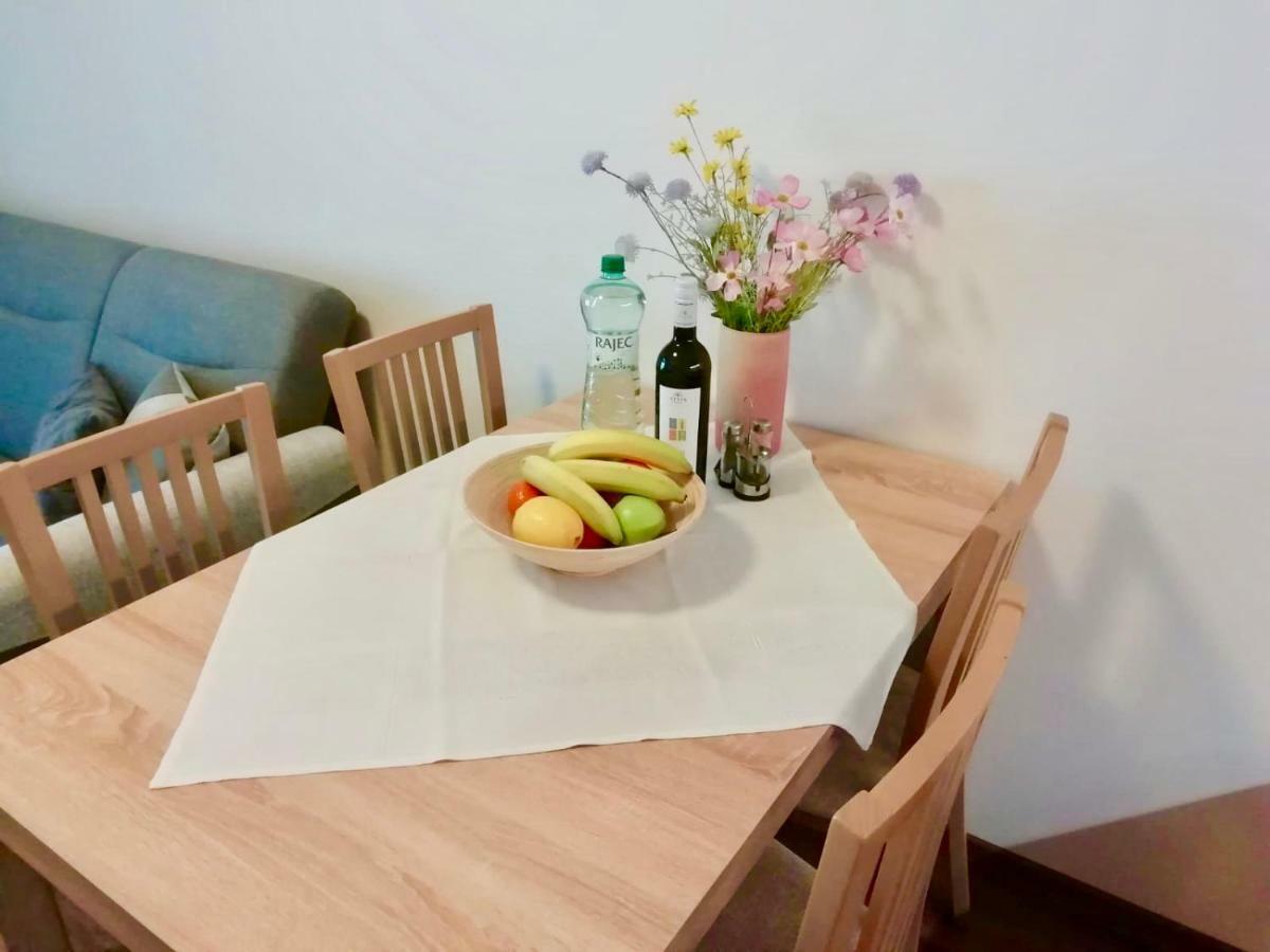 Apartman Lucky-Rea 迪马诺卡多林纳 外观 照片