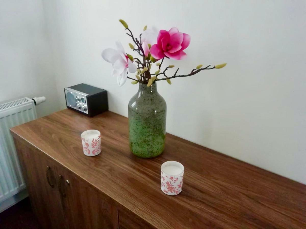 Apartman Lucky-Rea 迪马诺卡多林纳 外观 照片